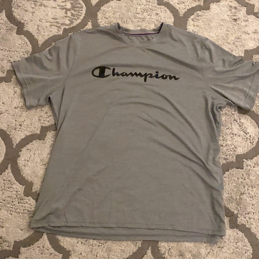 Men’s Mesh Short Sleeved Champion Shirt Size 2XL